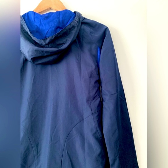 ❗️CLEAROUT❗️AERIE FIT navy water repellent lined HOODED JACKET **ZIPPER ISSUE** - Picture 6 of 7